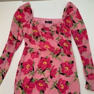 Boohoo mini floral dress